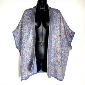 J Jill kimono S M L quilted floral paisley ruana jacket 
Open no closures